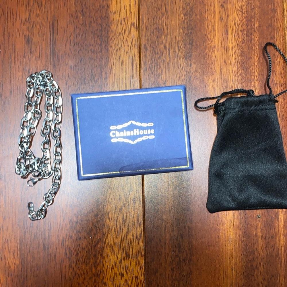 Silver men’s chain